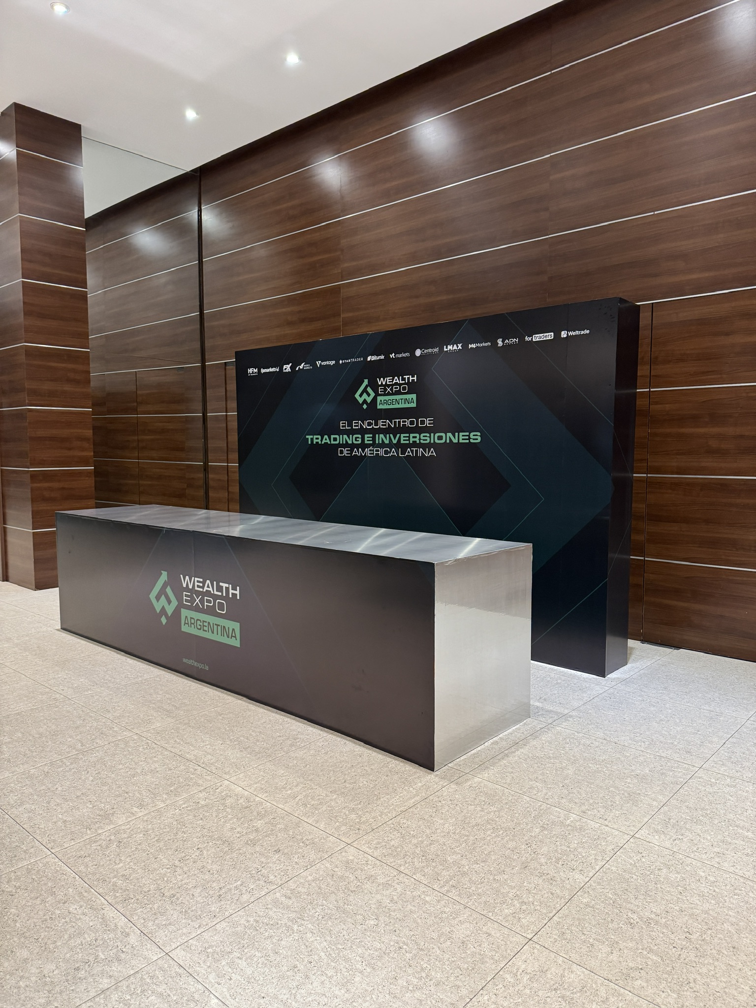 Stand para evento de Star Trader